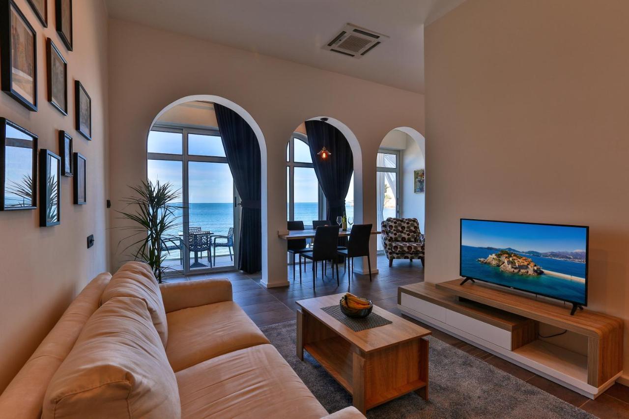 Apartments Sunset Beach Sveti Stefan Oda fotoğraf