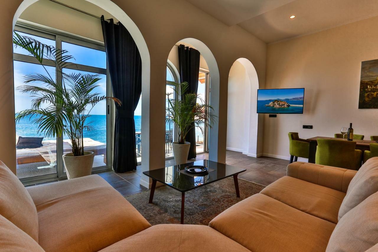 Apartments Sunset Beach Sveti Stefan Dış mekan fotoğraf