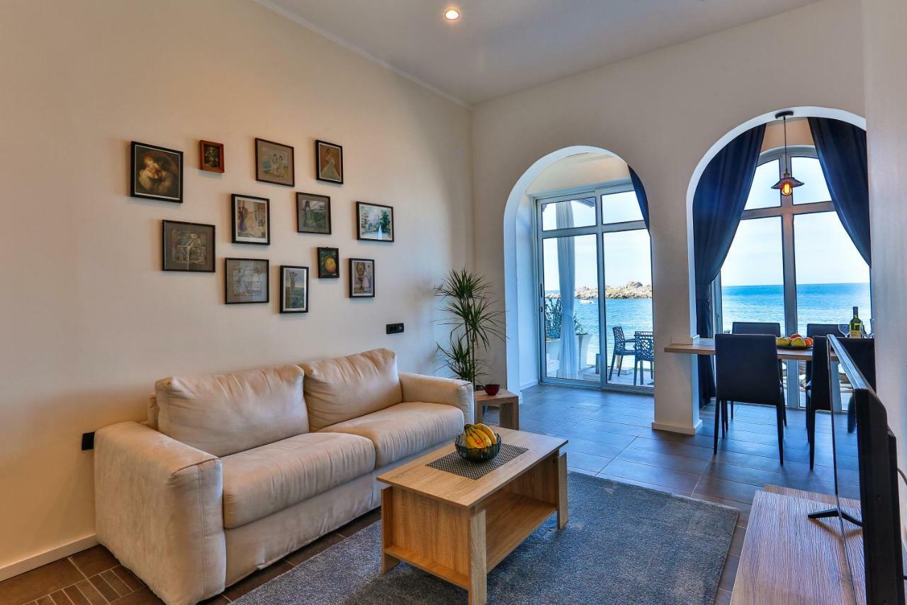 Apartments Sunset Beach Sveti Stefan Dış mekan fotoğraf