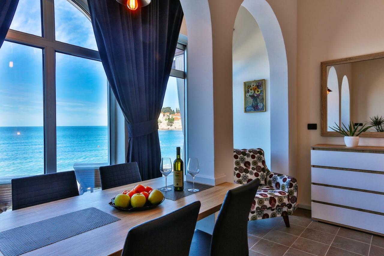 Apartments Sunset Beach Sveti Stefan Dış mekan fotoğraf